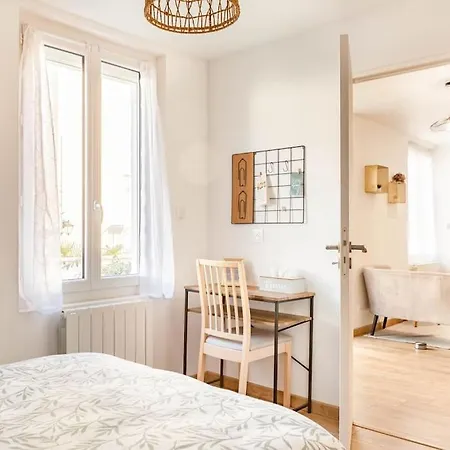 Maison Tourangelle Chic & Cosy Avec Cour Tours Exterior photo